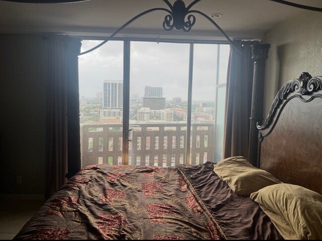 property at 2016 Main St