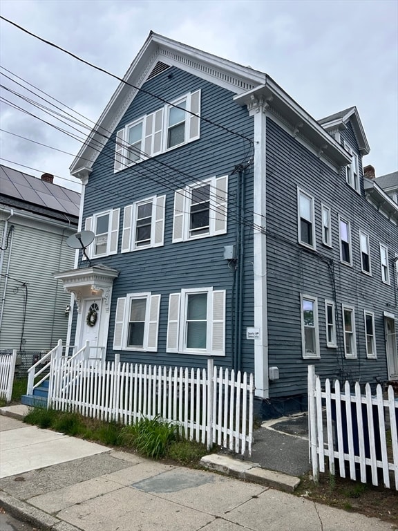 100 Foster St in Lawrence, MA - Building Photo - Building Photo