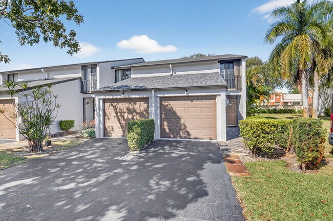 4761 NW 2nd Ave in Boca Raton, FL - Building Photo - Building Photo