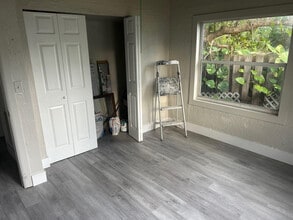 823 NE 14th Pl in Fort Lauderdale, FL - Building Photo - Building Photo