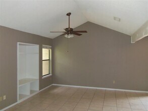 6802 Kenosha Pass in Austin, TX - Building Photo - Building Photo