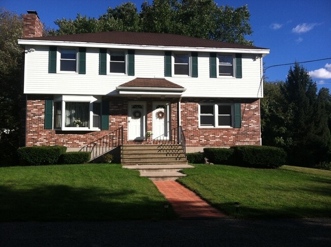 property at 18 Jetwood St