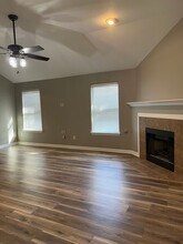 521 Sweetwater Dr in Weatherford, TX - Building Photo - Building Photo