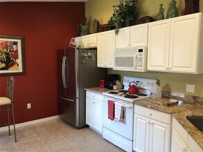 1380 Tiffany Ln in Naples, FL - Building Photo - Building Photo