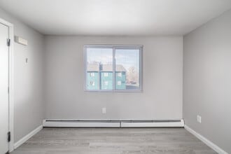 Valentine Gardens in Syracuse, NY - Building Photo - Interior Photo