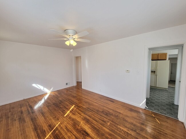 1918 Iowa St in Cedar Falls, IA - Building Photo - Building Photo