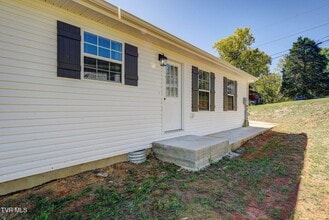 105 Housley Ave in Greeneville, TN - Building Photo - Building Photo