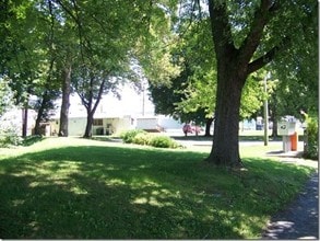 Lititz Mobile Home Park in Lititz, PA - Building Photo - Building Photo