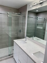 8230 SW 81st Ct in Miami, FL - Building Photo - Building Photo