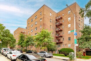 The Berkley in Jamaica, NY - Building Photo