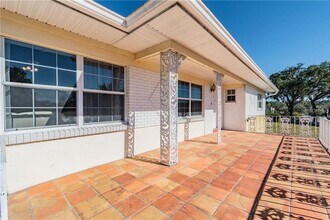 5418 Riverhills Dr in Temple Terrace, FL - Building Photo - Building Photo