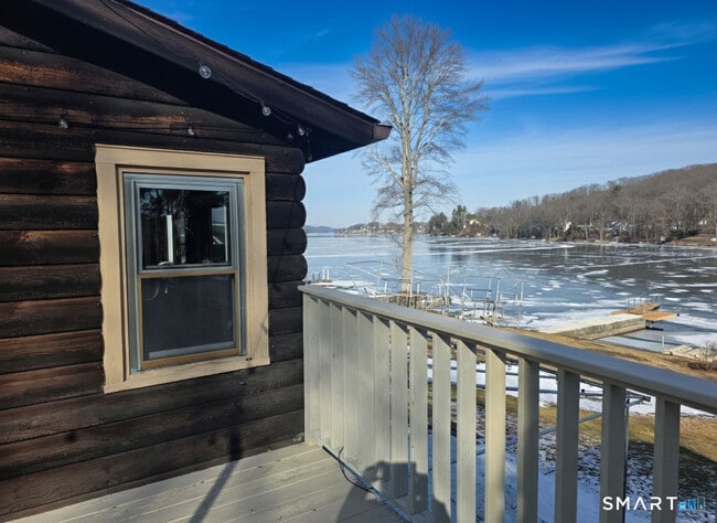 23 Cedar Dr in Danbury, CT - Building Photo - Building Photo