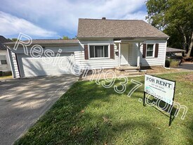 613 Allenwood Ct in Dayton, OH - Building Photo