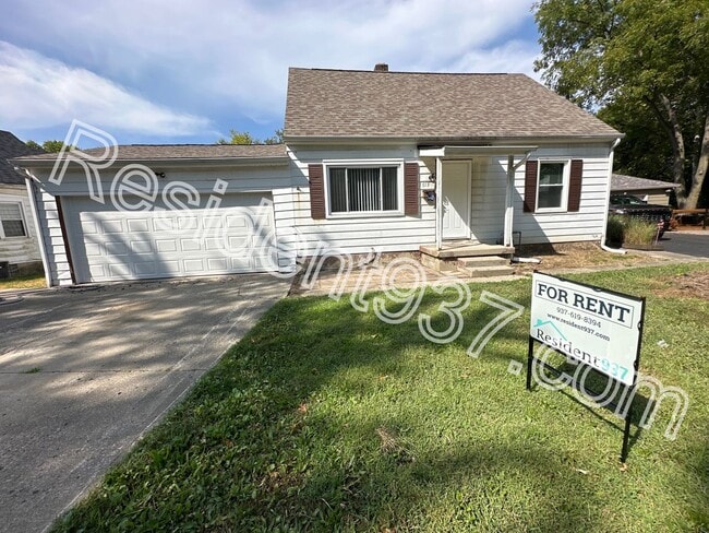 property at 613 Allenwood Ct