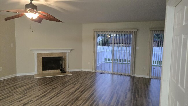 6605 Brighton Ave in Gwynn Oak, MD - Foto de edificio - Building Photo