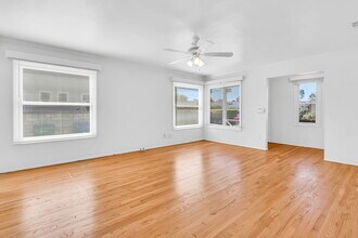 4749 Choctaw Dr in San Diego, CA - Building Photo - Building Photo