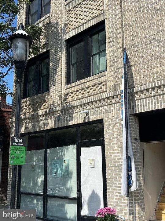 405 York Rd in Jenkintown, PA - Building Photo