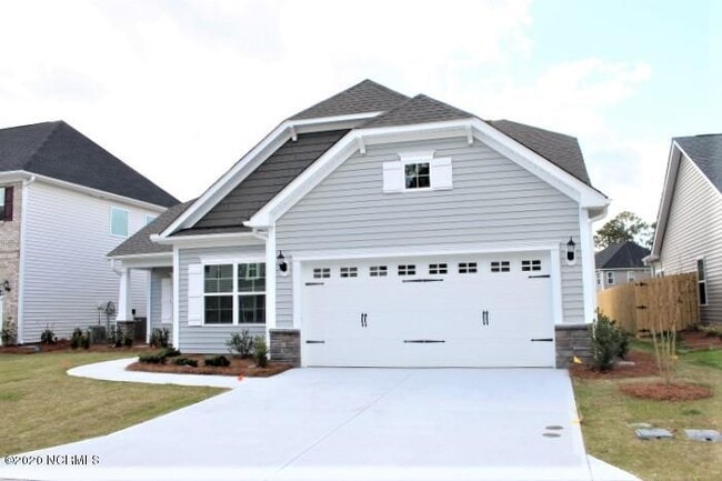 95 Collins Wy in Hampstead, NC - Building Photo - Building Photo