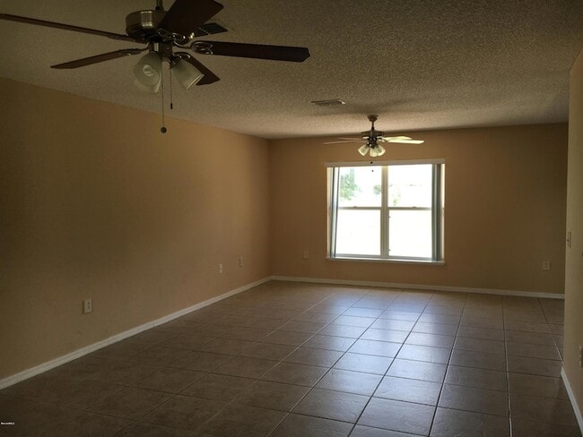 1793 Sawgrass Dr SW in Palm Bay, FL - Building Photo - Building Photo