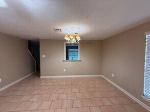 4 Laura Dr in Hammond, LA - Foto de edificio - Building Photo