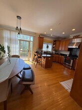 2007 Alta Vista Ct in Naperville, IL - Building Photo - Building Photo