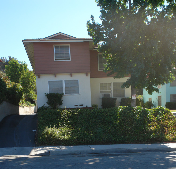 3622 Stancrest Dr in Glendale, CA - Foto de edificio