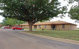 Plains Village Apartments