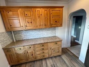 152 Urban St, Unit 2 in Mount Vernon, NY - Foto de edificio - Building Photo