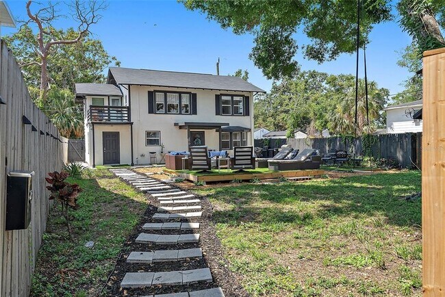 property at 2810 2nd Ave S