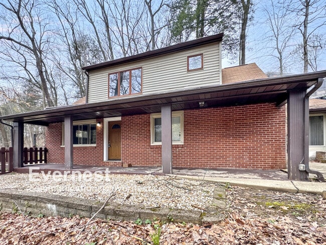 property at 116 Saunders Station Rd