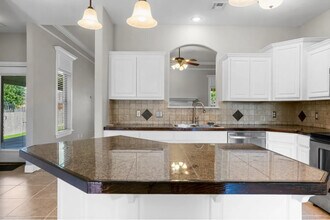 808 Herron St in Prairie Grove, AR - Building Photo - Building Photo