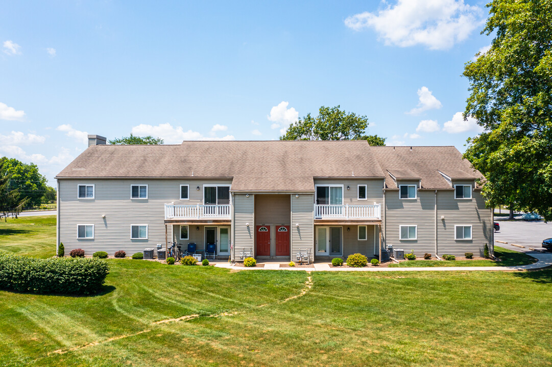 Pioneer Woods in Lancaster, PA - Building Photo