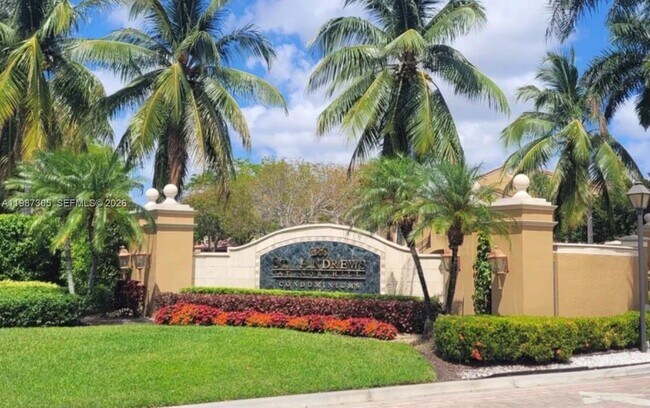 property at 8000 N Nob Hill Rd