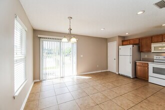 11412 Brian Lakes Dr N in Jacksonville, FL - Building Photo - Building Photo