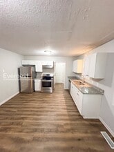 711 W Creek Cir in Monroe, GA - Building Photo - Building Photo