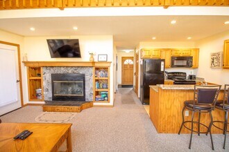 13 Fairway Dr in Woodstock, NH - Building Photo - Building Photo
