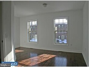 2732 Tilton St in Philadelphia, PA - Building Photo - Building Photo