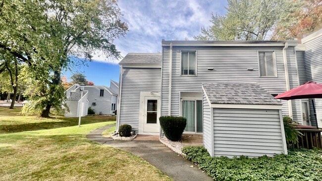 1 Cinnamon Spring in South Windsor, CT - Building Photo - Building Photo