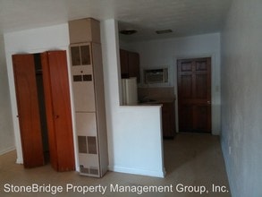 1133 Martha Dr in Daytona Beach, FL - Building Photo - Building Photo