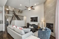 7915 Sunflower Ln in Dallas, TX - Foto de edificio - Building Photo