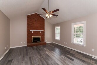 925 Cameron Ct in Monroe, NC - Foto de edificio - Building Photo