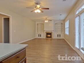 3605 Long Lake Dr in Douglasville, GA - Foto de edificio - Building Photo