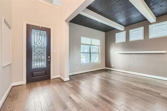 113 Groesbeck Ln in Leander, TX - Foto de edificio - Building Photo