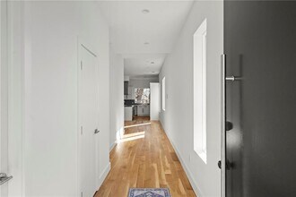 145 Hutchinson St NE in Atlanta, GA - Building Photo - Building Photo