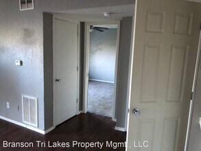 865 S Douglas Ave in Springfield, MO - Building Photo - Building Photo