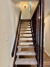 1401 Summer Creek Dr in Austin, TX - Building Photo - Building Photo