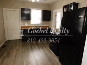 1418 E Olive St in Evansville, IN - Building Photo - Building Photo