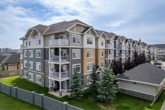 2000 Skyview Ranch Gdns NE in Calgary, AB - Building Photo - Building Photo