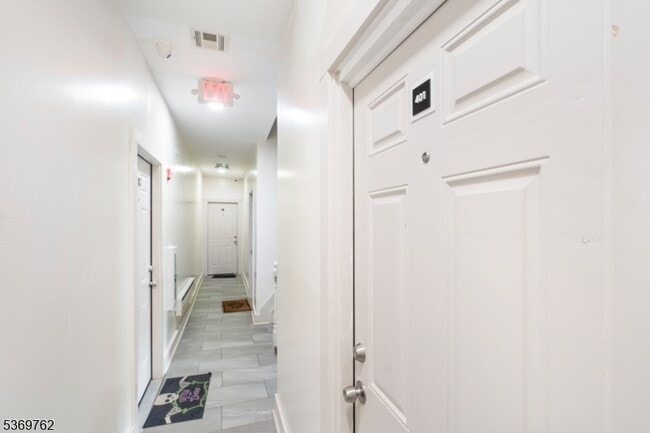 68 Garside St in Newark, NJ - Building Photo - Building Photo