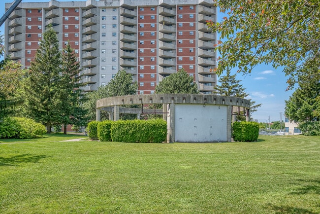 property at 1105 Jalna Blvd